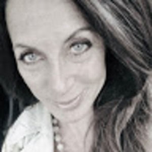 Meet your Posher, Ava